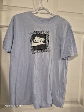 (Xl)Nike Light Blue Graphic Logo Short Sleeve Tee